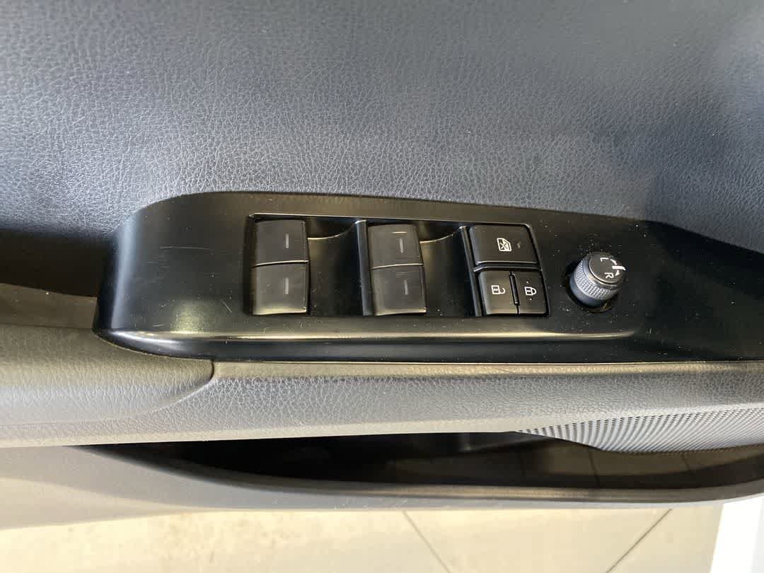 Thumbnail: 2025 Toyota Camry - 13