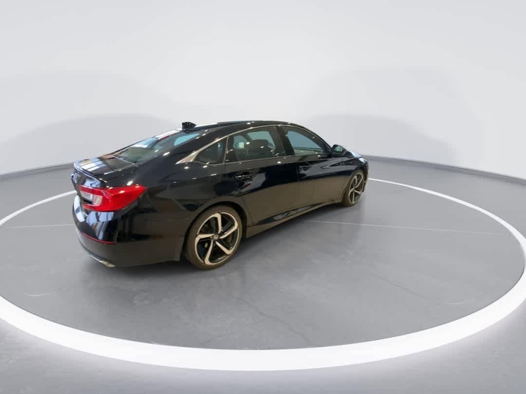 Thumbnail: 2019 Honda Accord - 8