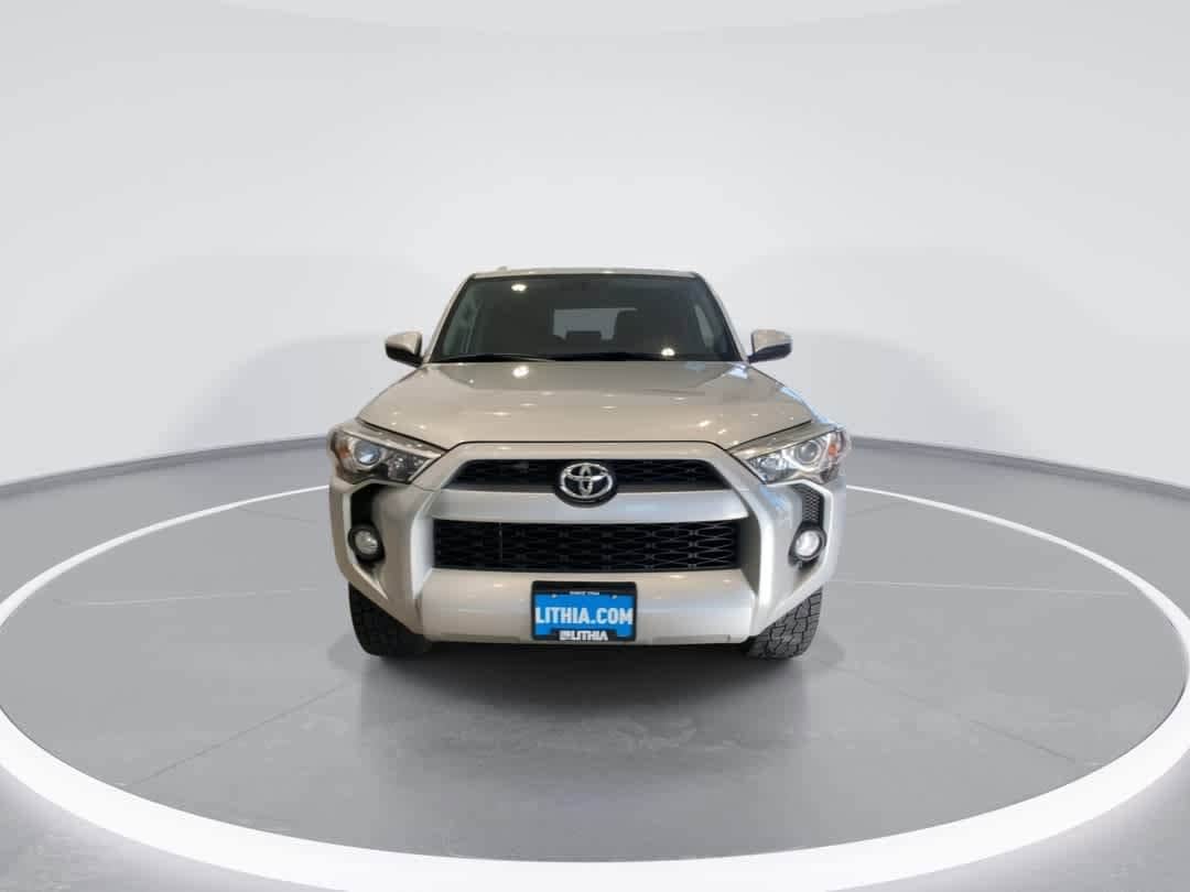 Thumbnail: 2018 Toyota 4Runner - 3