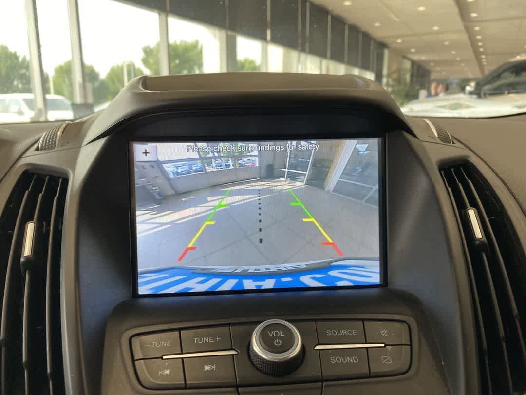 Thumbnail: 2019 Ford Escape - 19