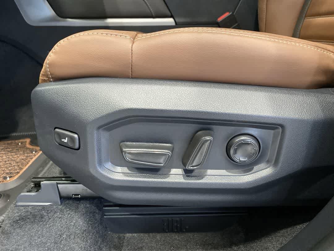 Thumbnail: 2026 Toyota Tundra - 14