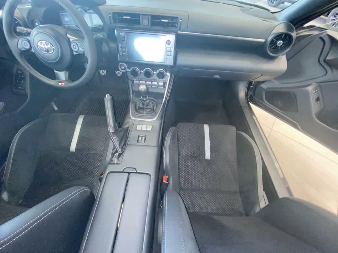 Thumbnail: 2024 Toyota GR86 - 22