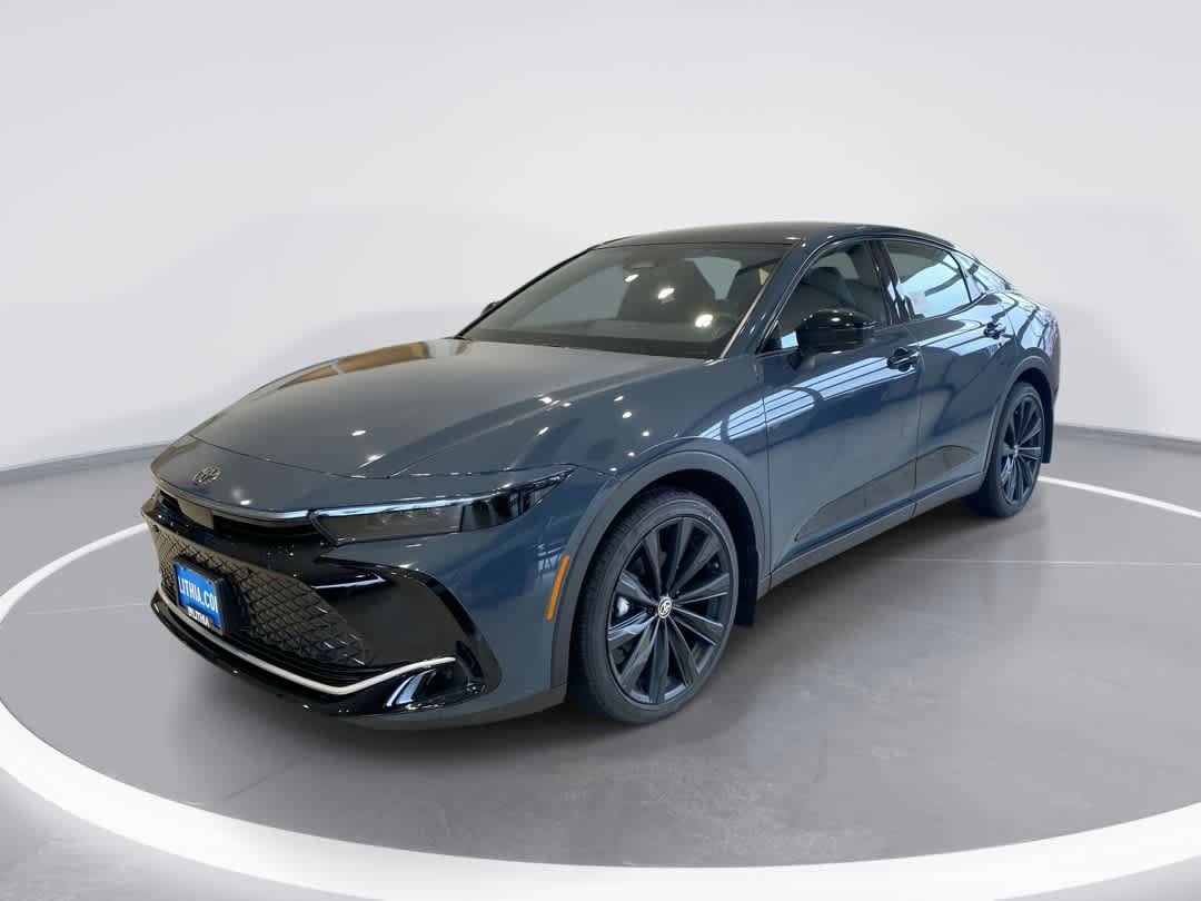 2026 Toyota Crown Sedan 