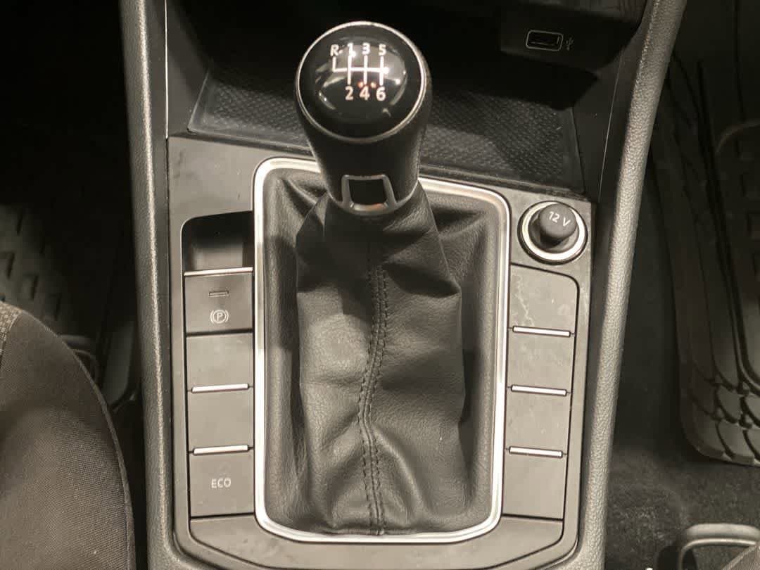 Thumbnail: 2019 Volkswagen Jetta - 20