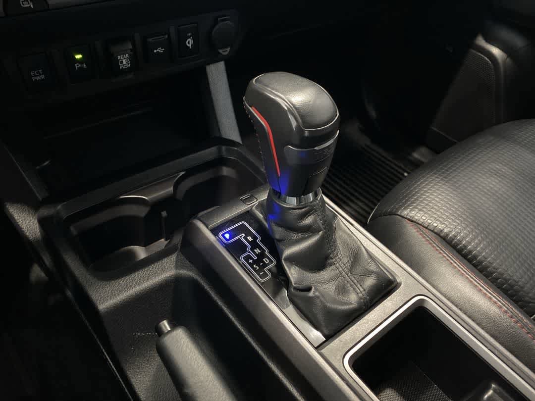 Thumbnail: 2020 Toyota Tacoma - 19