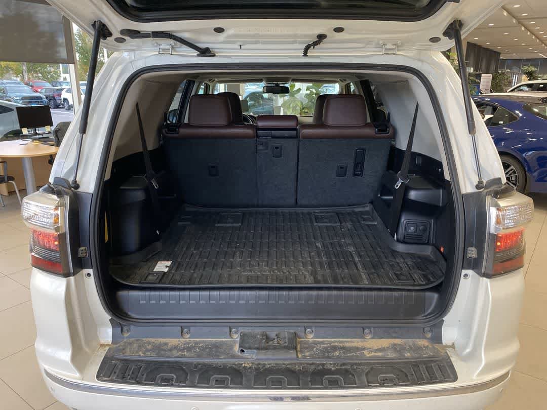Thumbnail: 2014 Toyota 4Runner - 26