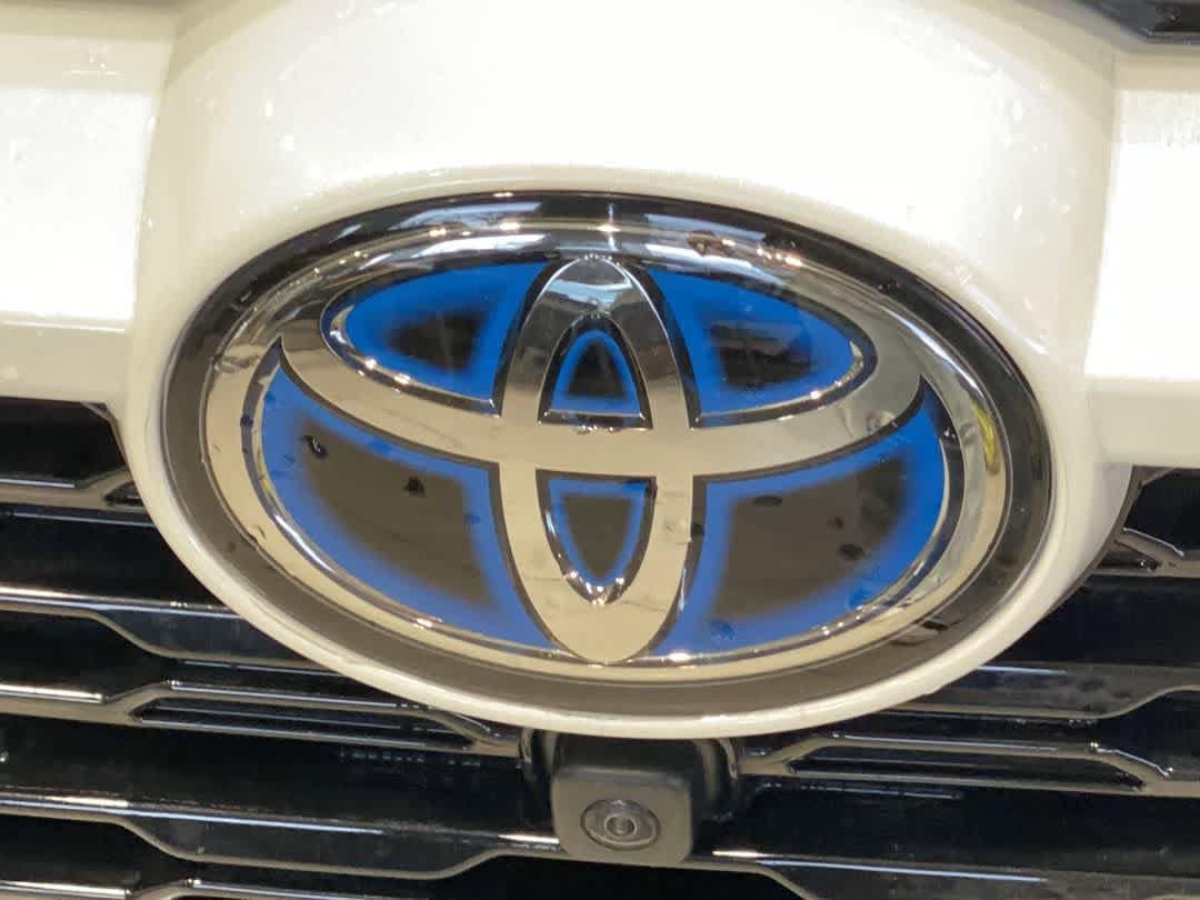 Thumbnail: 2024 Toyota RAV4 - 10