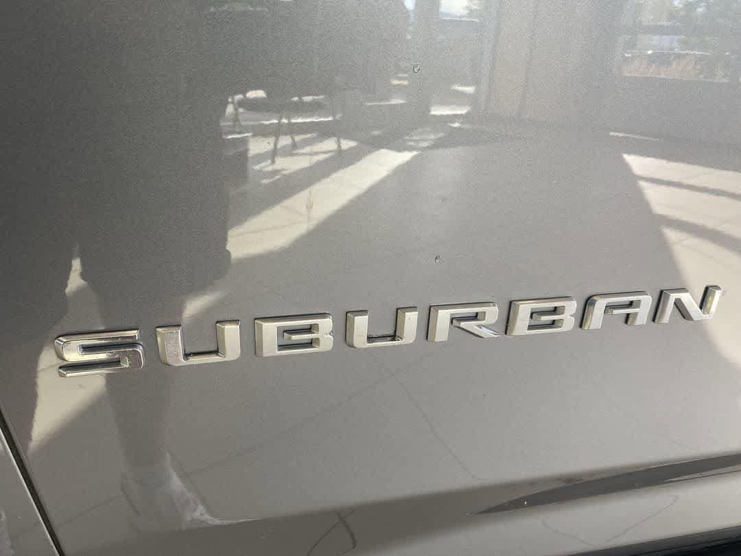 Thumbnail: 2021 Chevrolet Suburban - 10