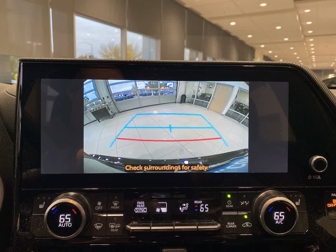 Thumbnail: 2025 Toyota Highlander - 19