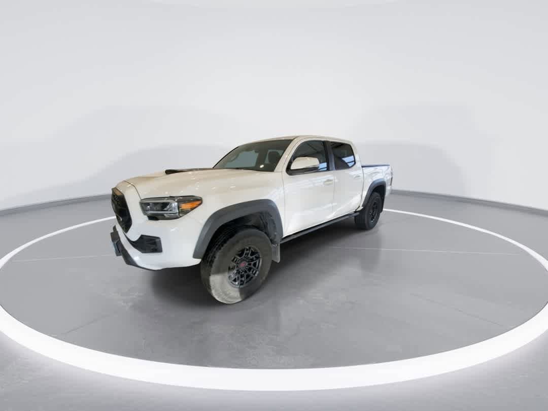 Thumbnail: 2020 Toyota Tacoma - 4