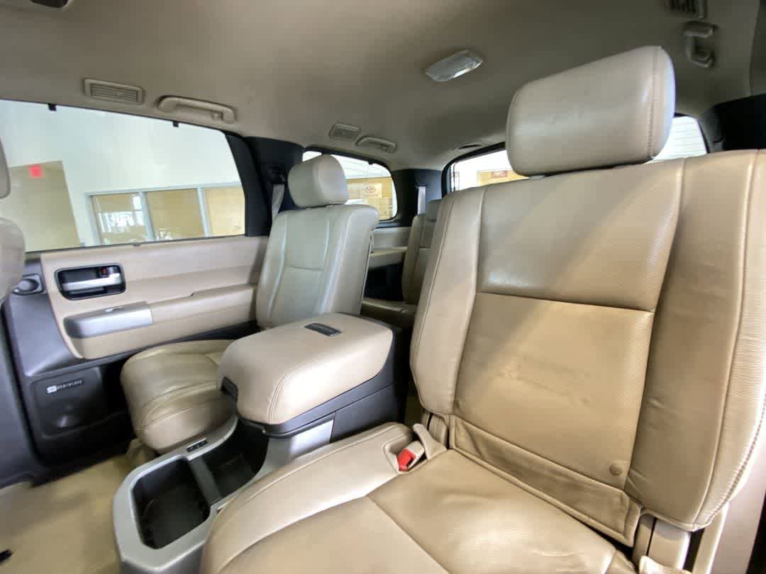 Thumbnail: 2008 Toyota Sequoia - 18