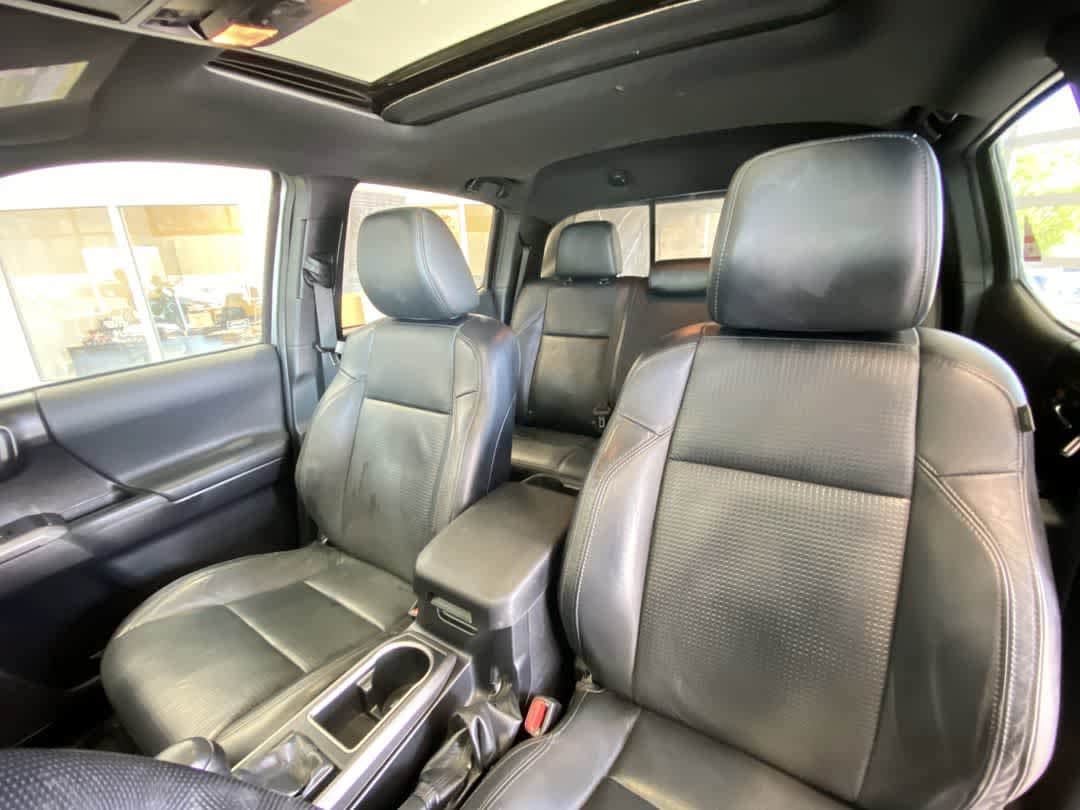 Thumbnail: 2020 Toyota Tacoma - 14