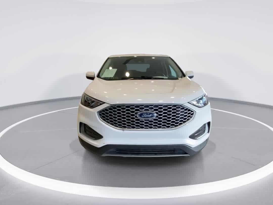 Thumbnail: 2024 Ford Edge - 3