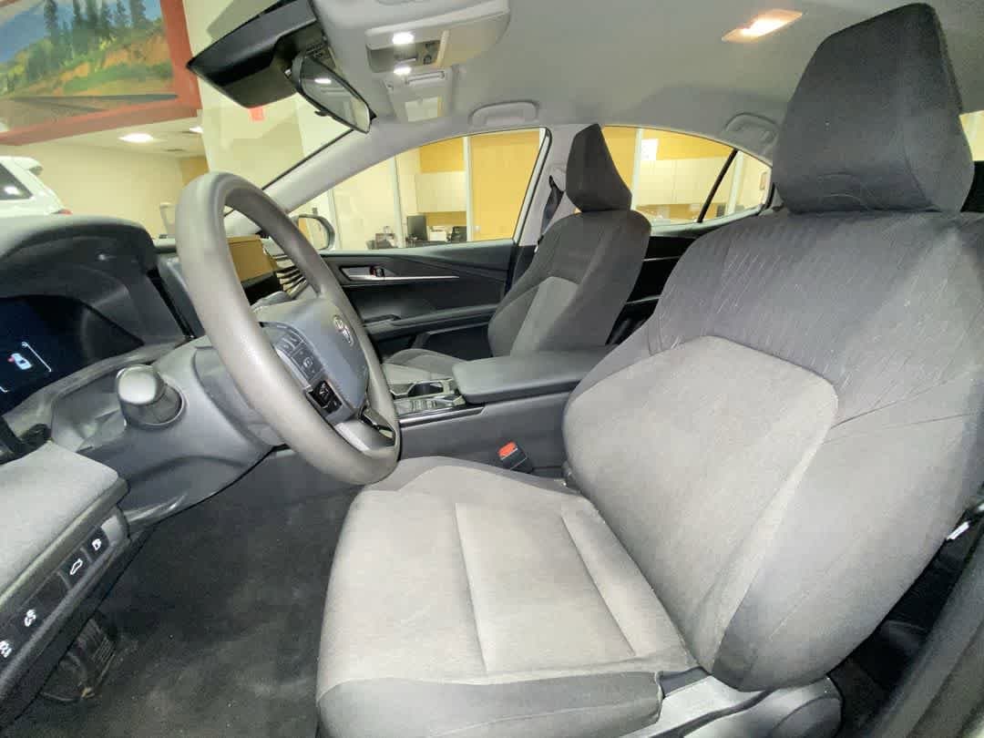 Thumbnail: 2025 Toyota Camry - 13