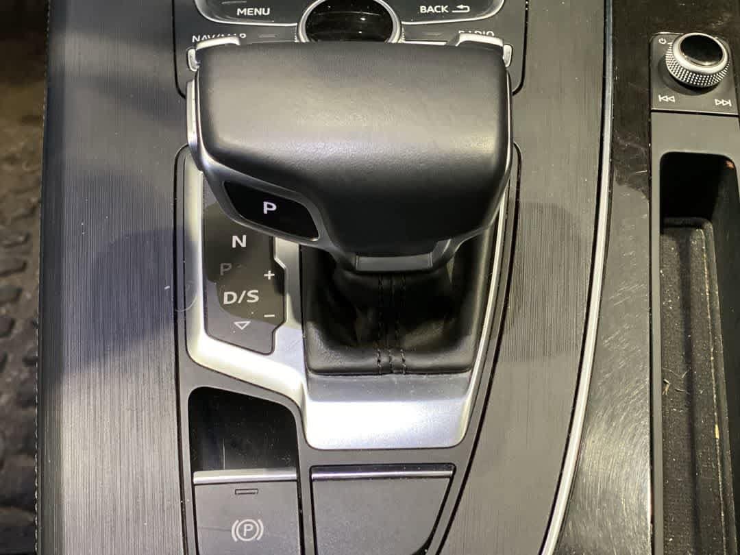 Thumbnail: 2020 Audi Q5 - 22