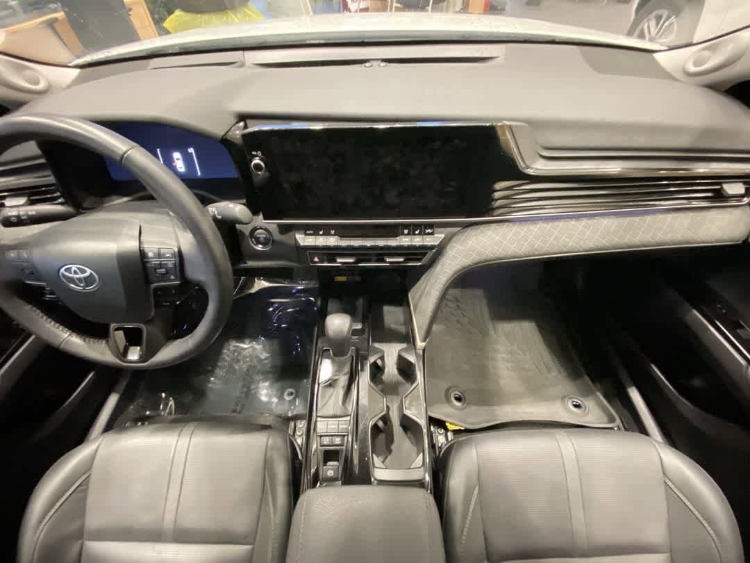 Thumbnail: 2025 Toyota Camry - 23