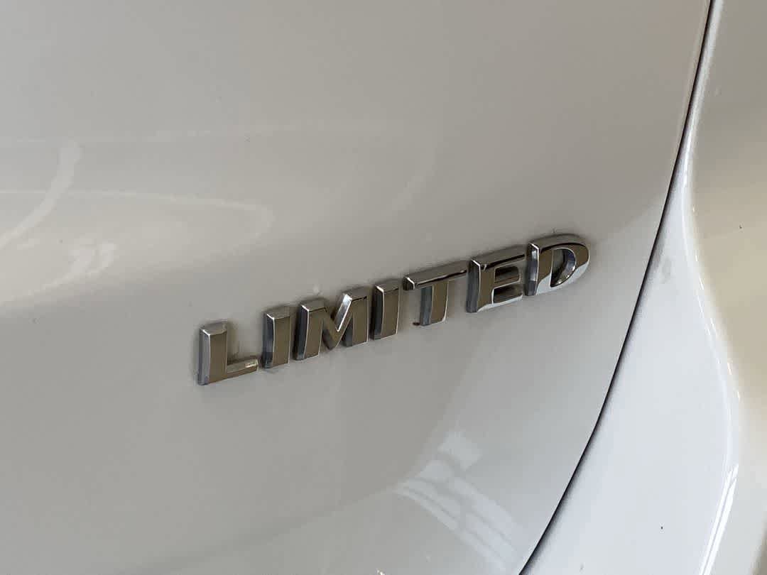 Thumbnail: 2014 Jeep Grand Cherokee - 12