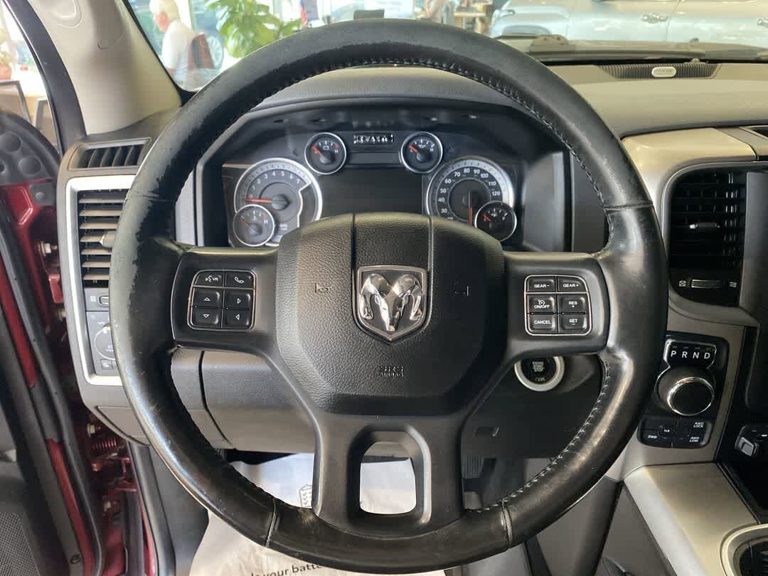 Thumbnail: 2019 RAM 1500 Classic - 17