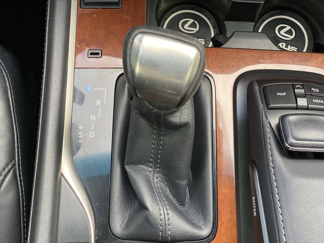 Thumbnail: 2017 Lexus LX - 22