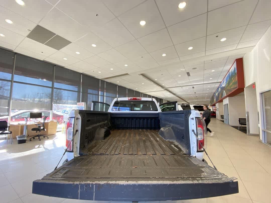 Thumbnail: 2020 GMC Canyon - 24