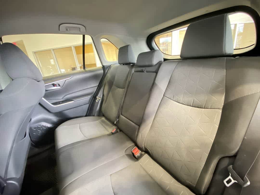 Thumbnail: 2023 Toyota RAV4 - 24