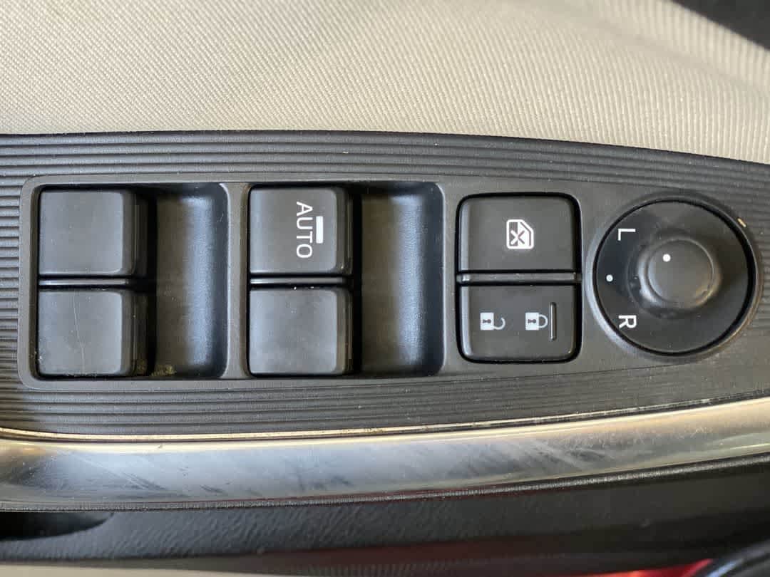 Thumbnail: 2014 Mazda CX-5 - 16