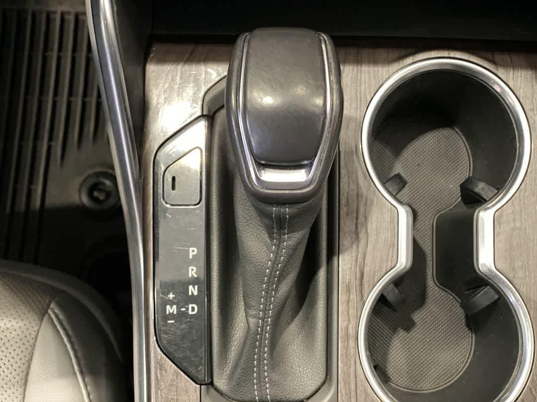 Thumbnail: 2023 Toyota Highlander - 22