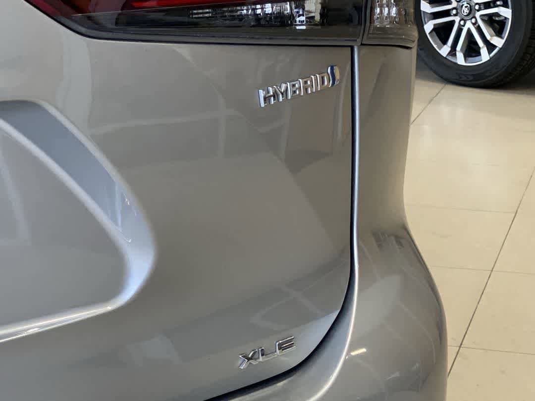 Thumbnail: 2024 Toyota Highlander - 12