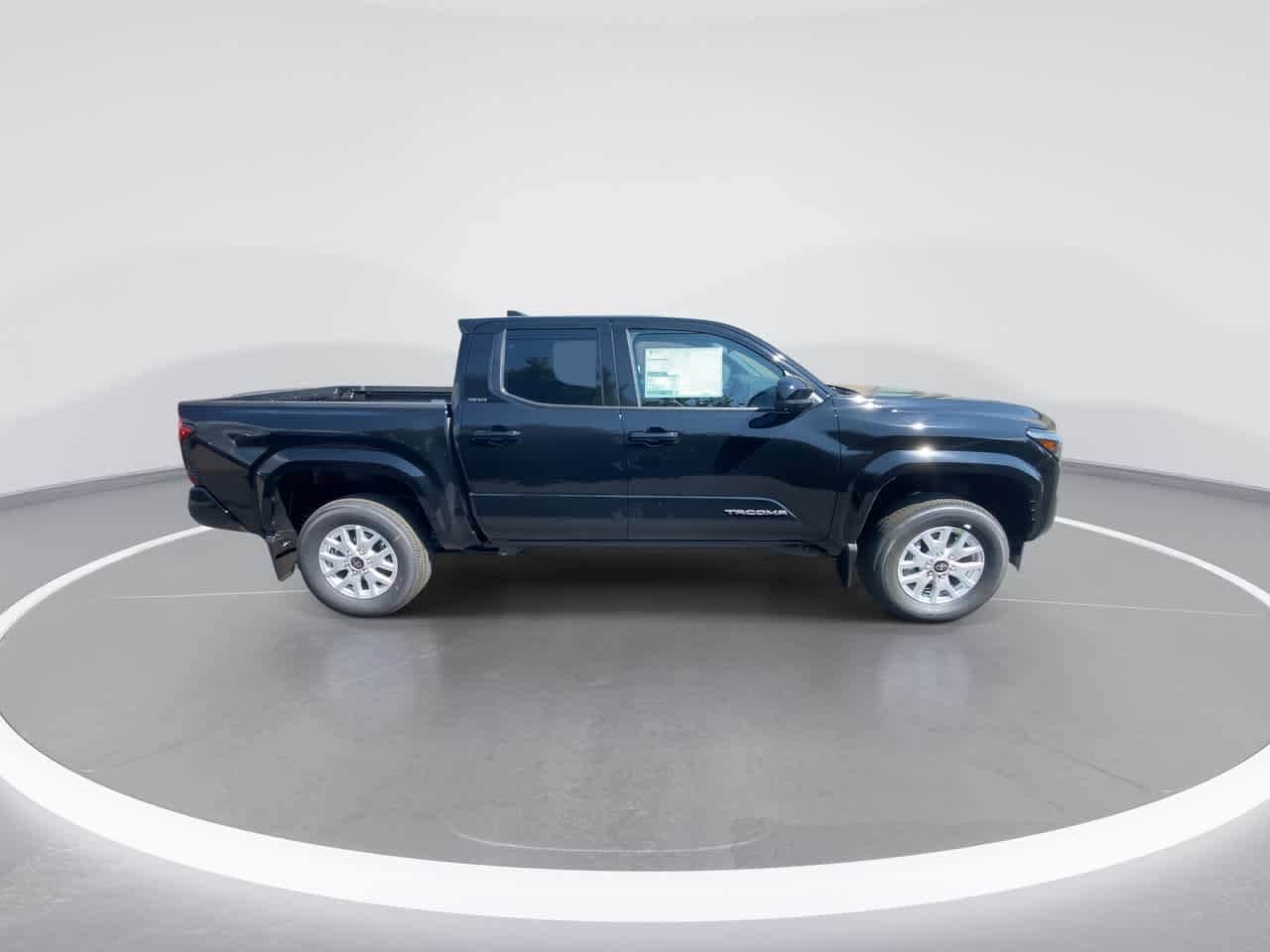 Thumbnail: 2025 Toyota Tacoma - 9