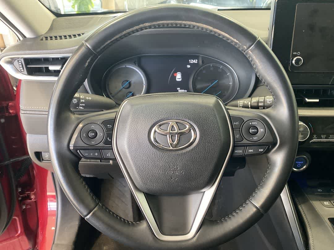 Thumbnail: 2023 Toyota Venza - 14