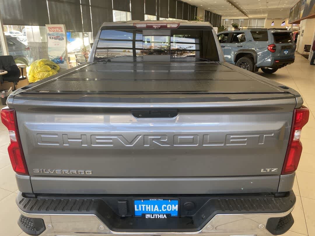 Thumbnail: 2020 Chevrolet Silverado 1500 - 24