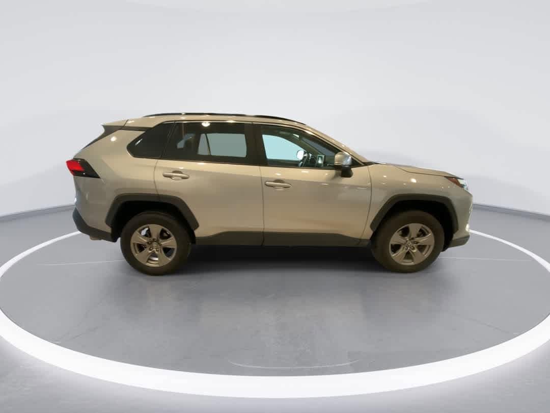 Thumbnail: 2024 Toyota RAV4 - 9