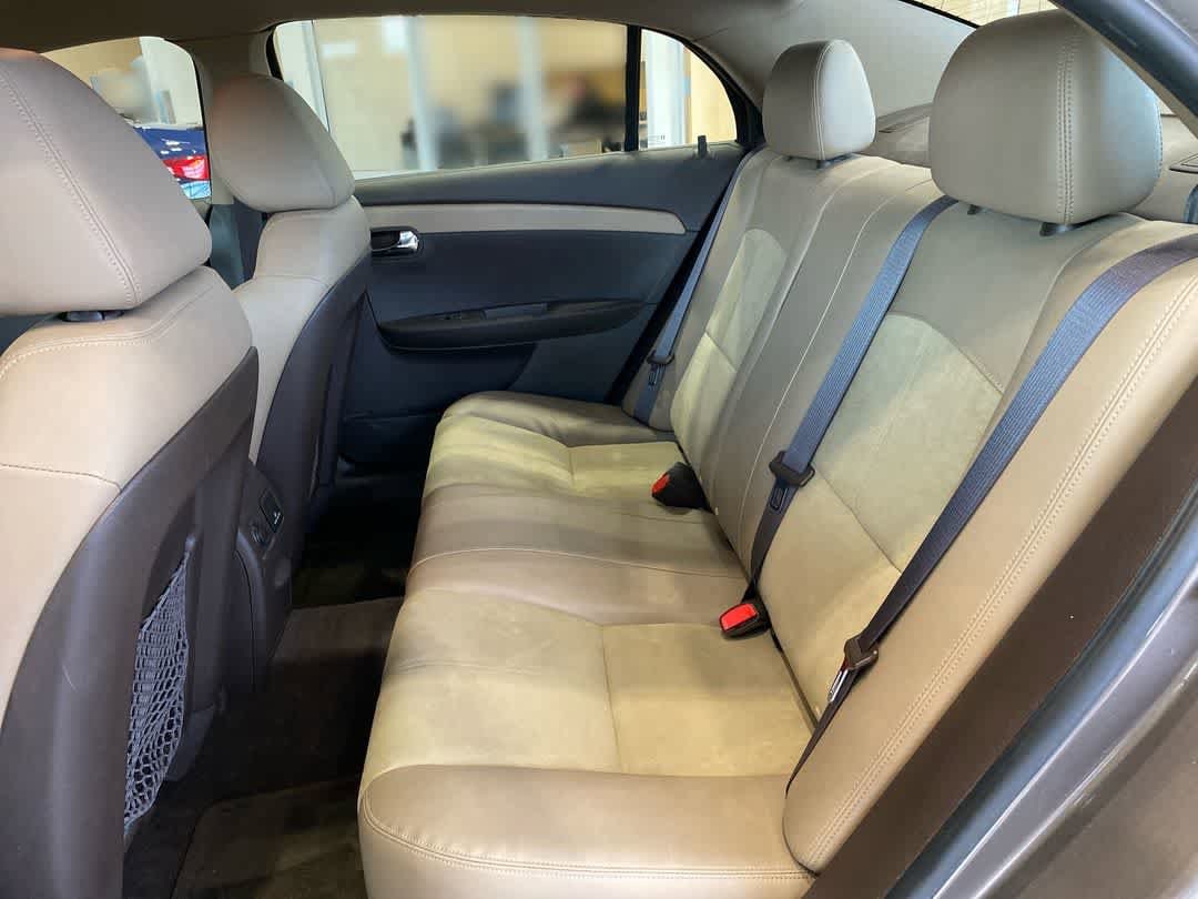 Thumbnail: 2012 Chevrolet Malibu - 20