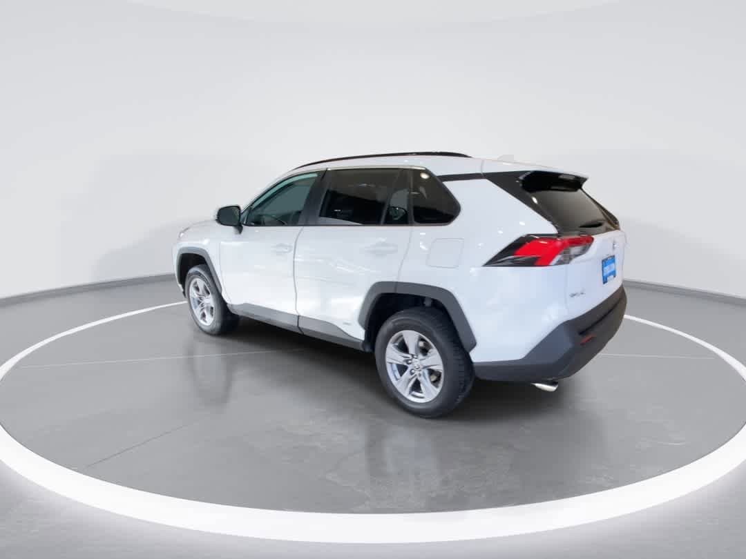 Thumbnail: 2024 Toyota RAV4 - 6