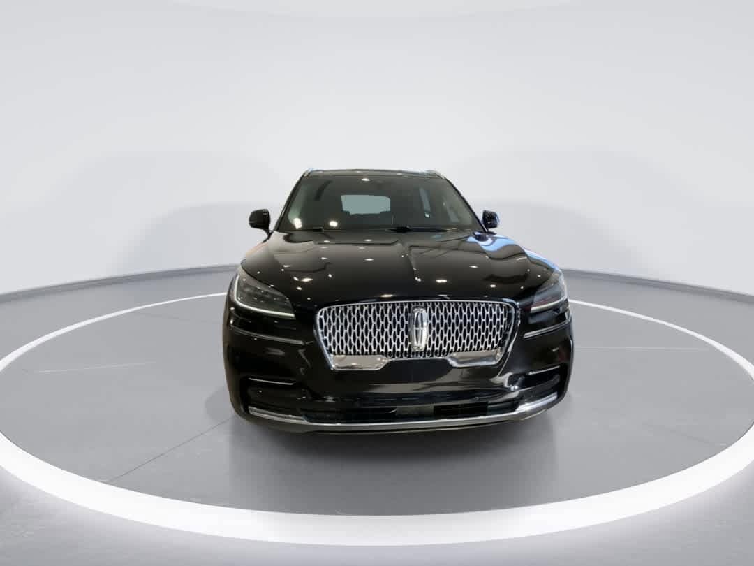 Thumbnail: 2022 Lincoln Aviator - 3