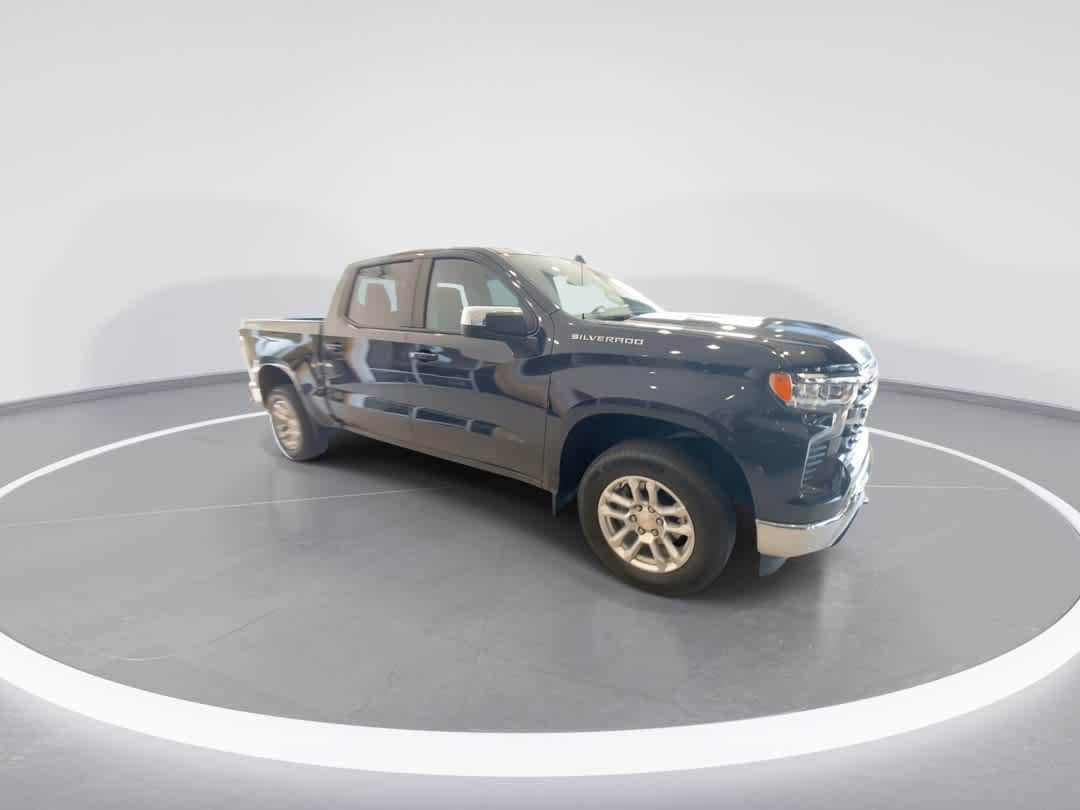 Thumbnail: 2022 Chevrolet Silverado 1500 - 2
