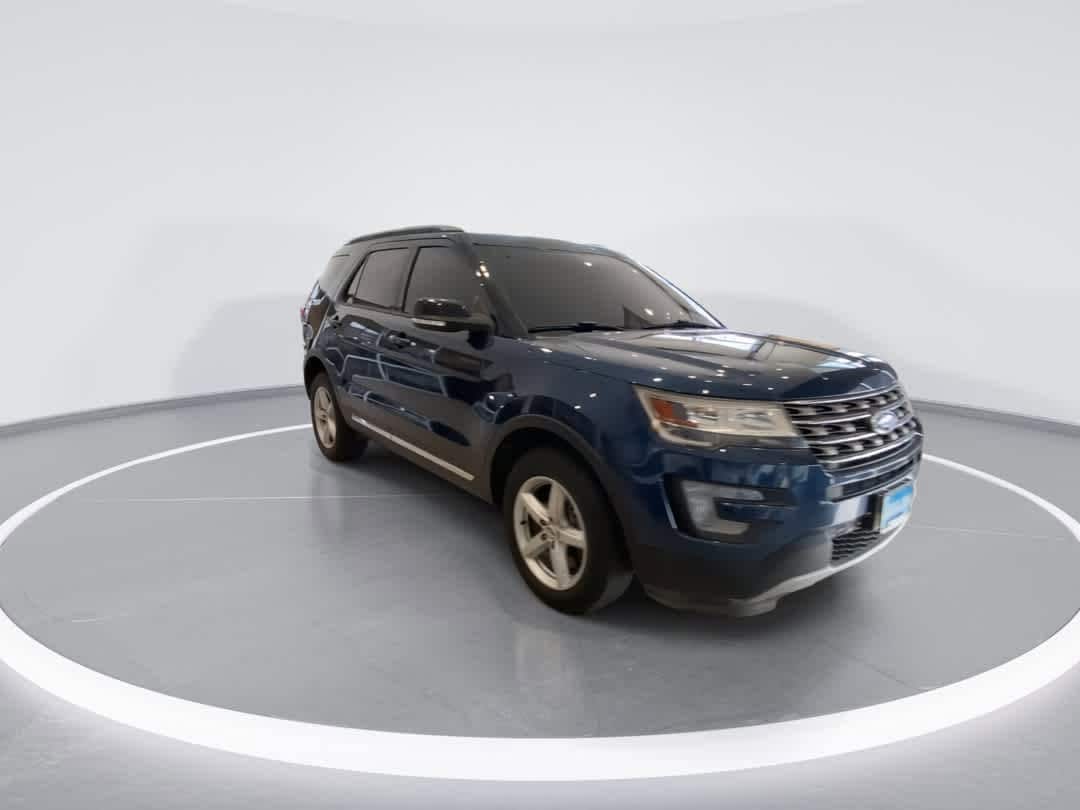 Thumbnail: 2017 Ford Explorer - 2