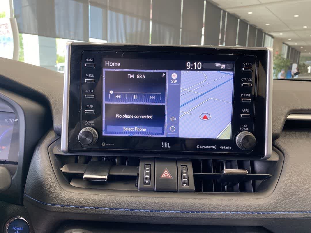 Thumbnail: 2021 Toyota RAV4 - 19