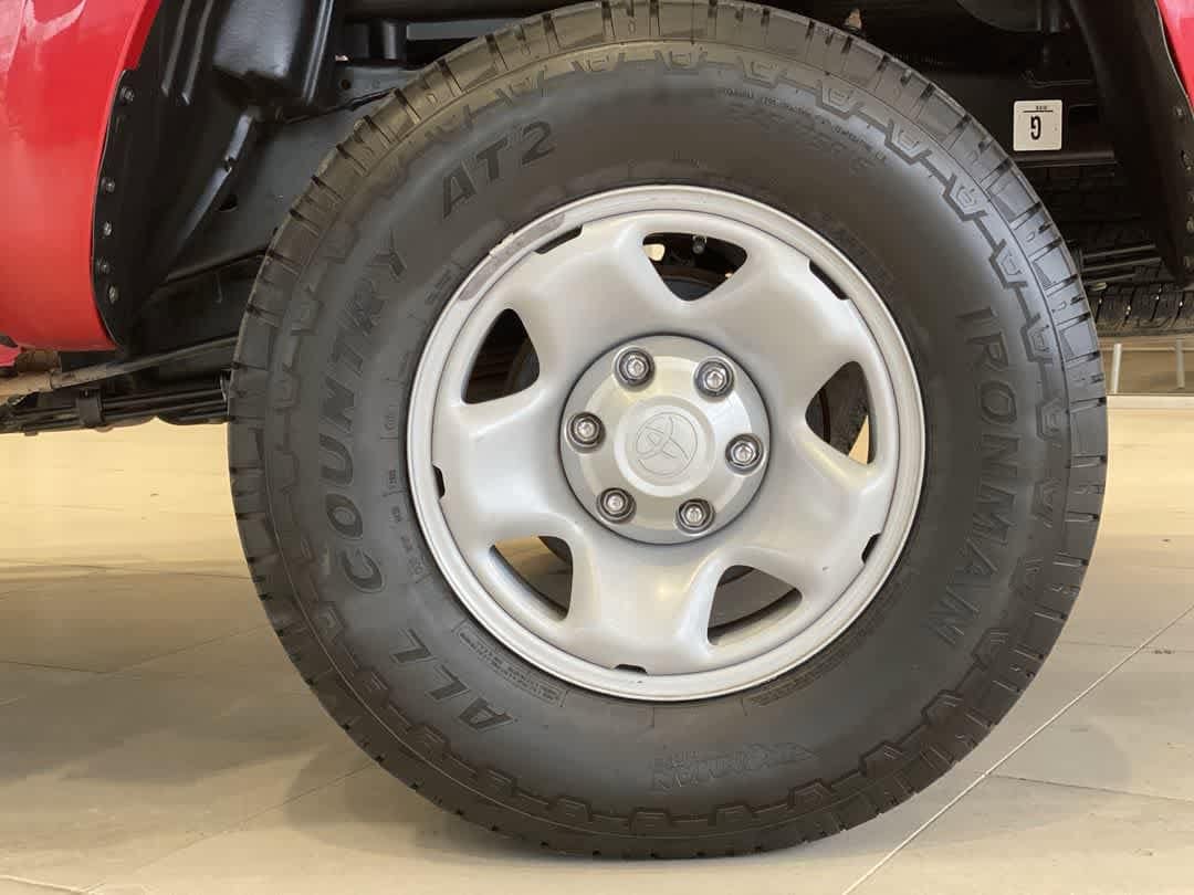 Thumbnail: 2023 Toyota Tacoma - 12