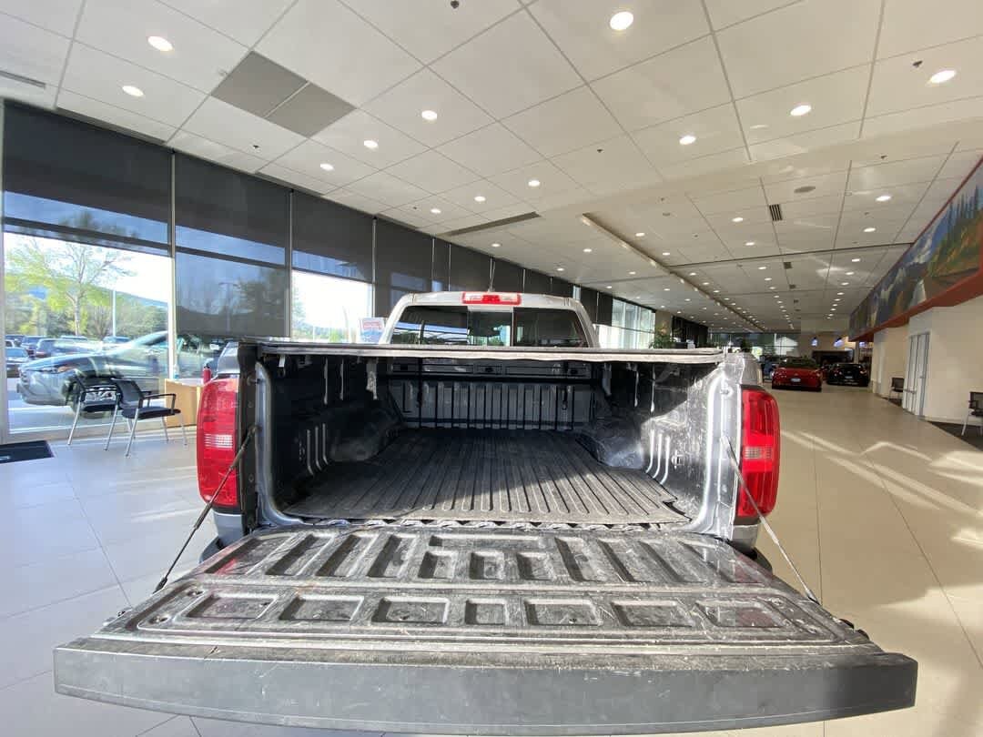 Thumbnail: 2018 Chevrolet Colorado - 26