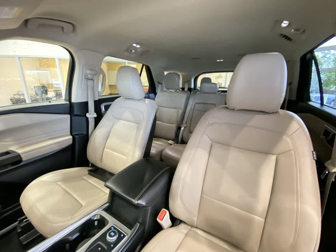 Thumbnail: 2020 Ford Explorer - 14