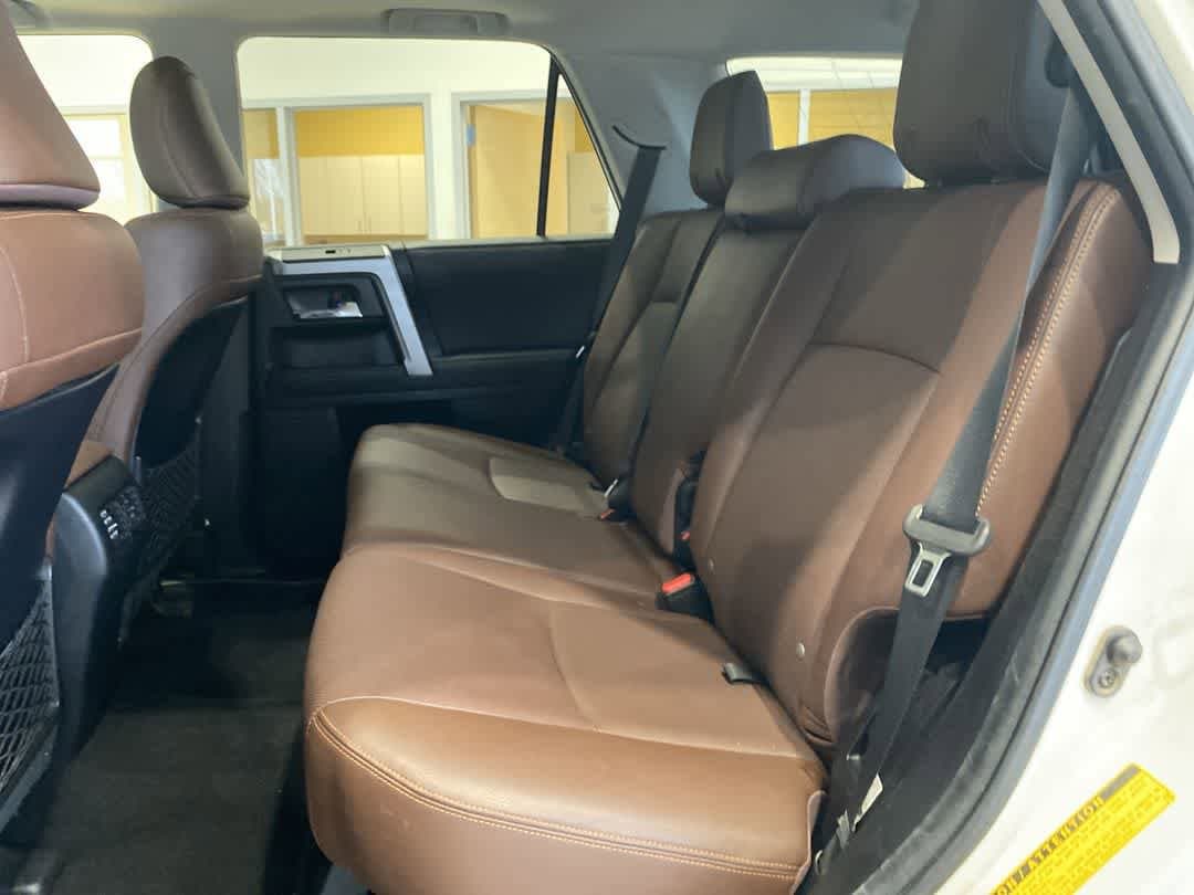 Thumbnail: 2021 Toyota 4Runner - 23