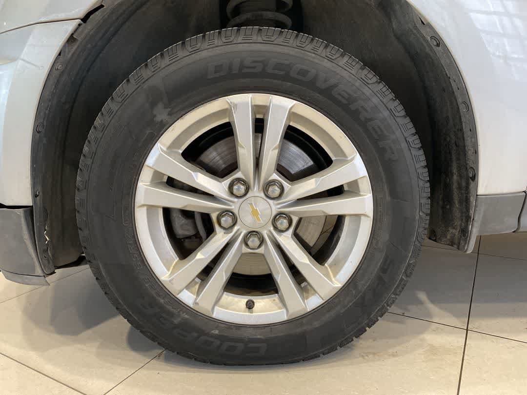 Thumbnail: 2016 Chevrolet Equinox - 10