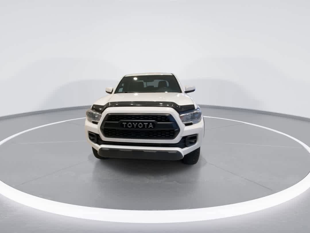 2017 Toyota Tacoma SR5 Sport TRD Pro photo 3