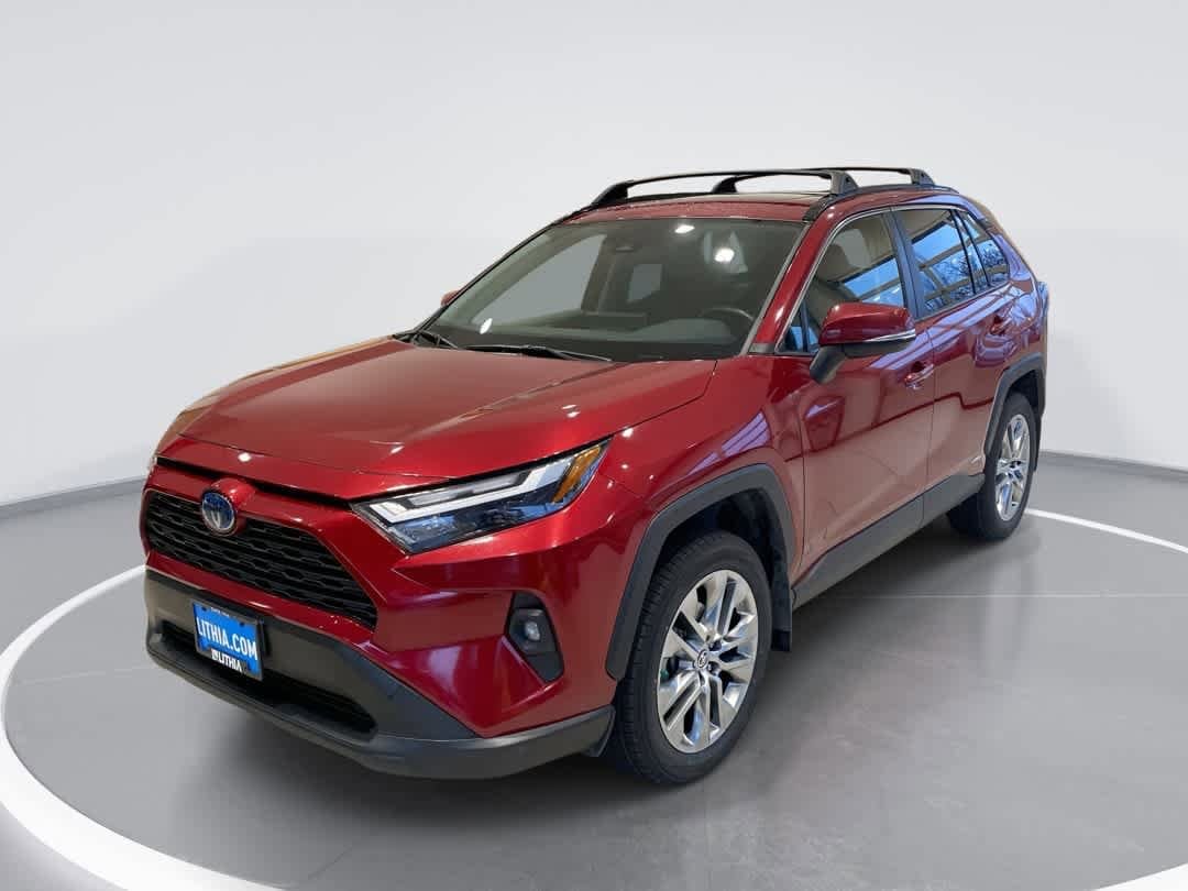 2023 Toyota RAV4 XLE Premium's photo