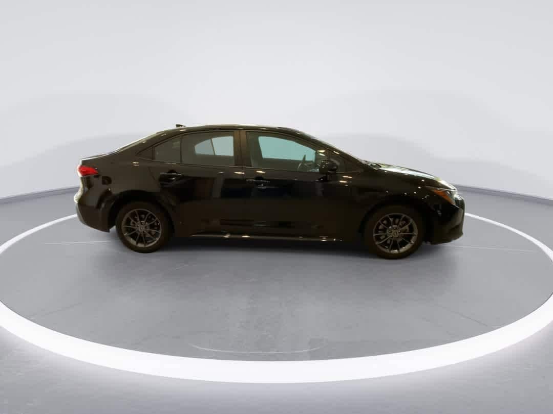 Thumbnail: 2024 Toyota Corolla - 9