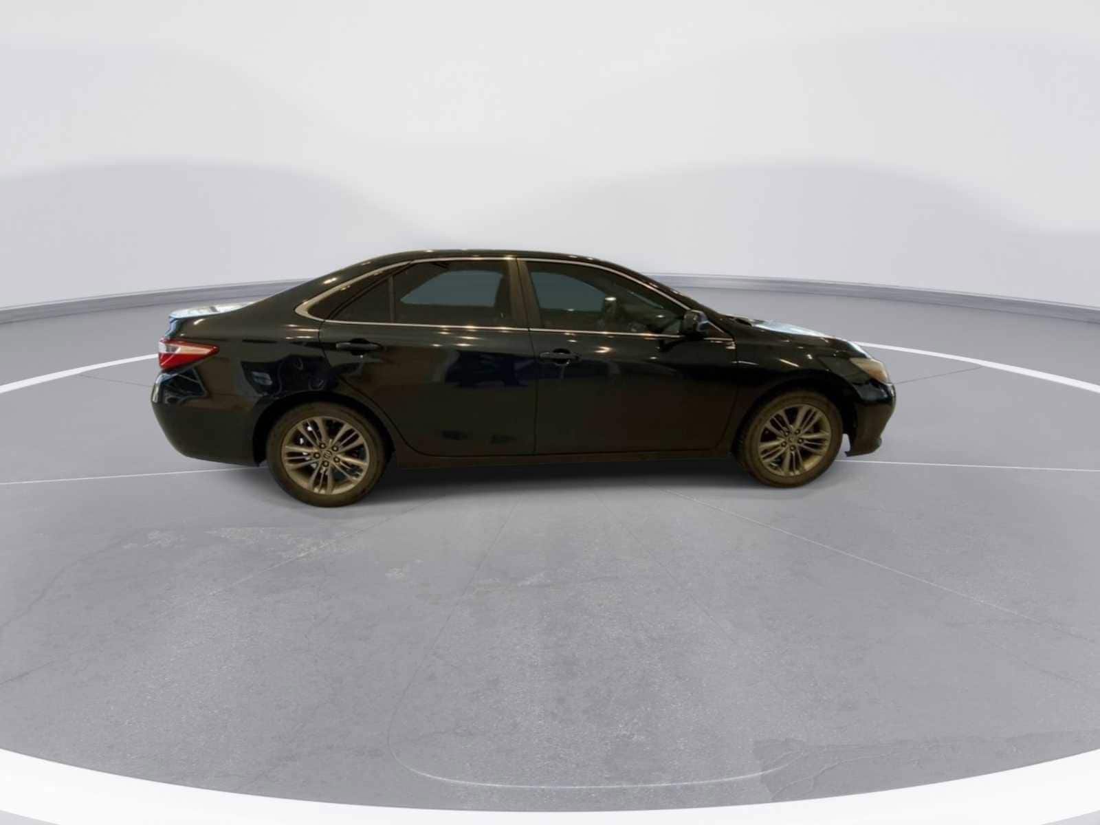 Used 2015 Toyota Camry SE with VIN 4T1BF1FKXFU002650 for sale in Missoula, MT