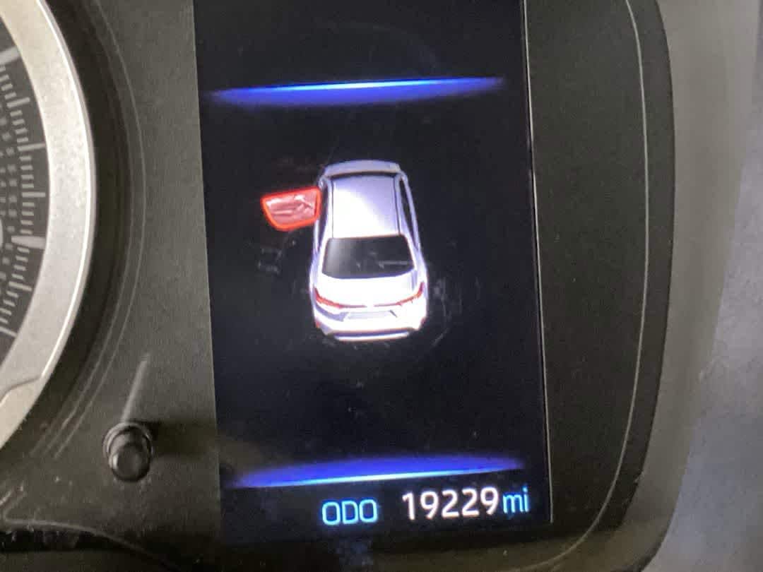 Thumbnail: 2022 Toyota Corolla - 17
