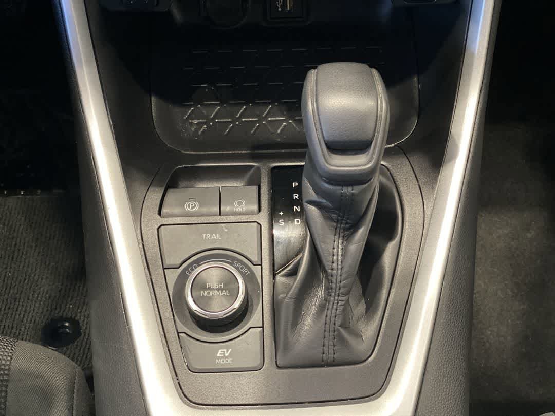 Thumbnail: 2024 Toyota RAV4 - 22