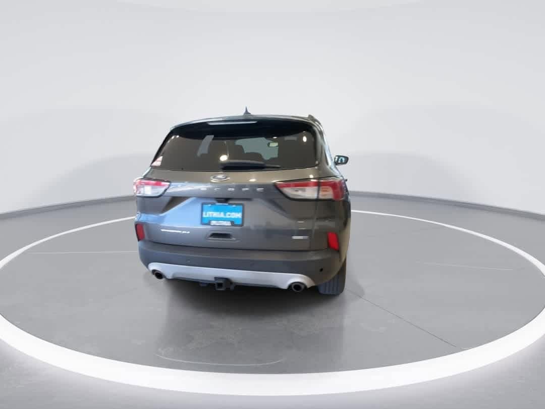 Thumbnail: 2020 Ford Escape - 7